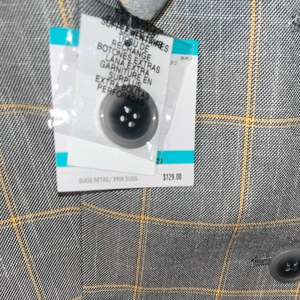 KASPER Plaid Notch Lapel Long Sleeve Flap Pocket Coordinating Two Button Jacket